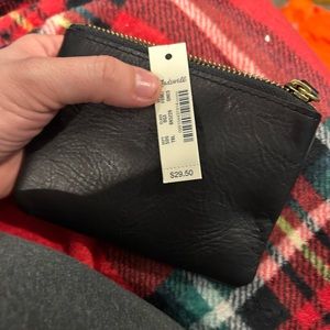 MadeWell black wallet